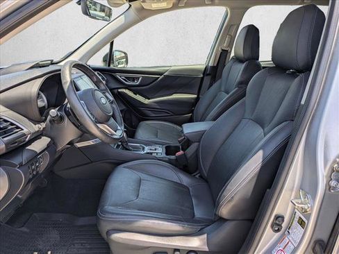 Used 2019 Subaru Forester Touring AWD/4WD image 17