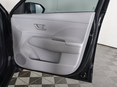 Used 2024 Hyundai Kona SEL image 23