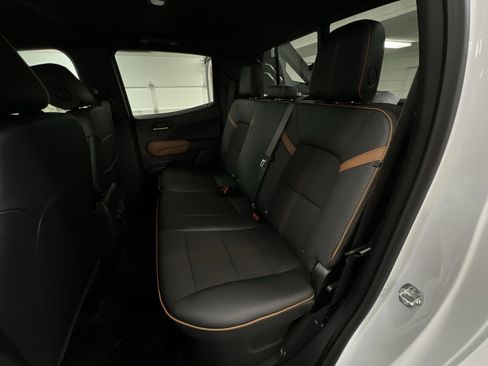 New 2025 GMC Canyon AT4 w/ Nightfall Edition image 60