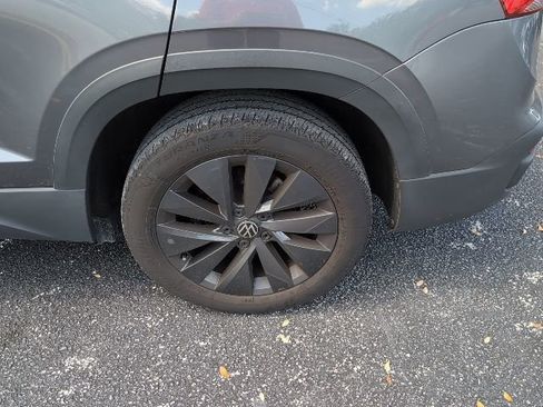 Used 2022 Volkswagen Taos S image 7