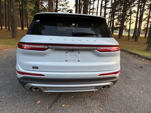 New 2026 Lincoln Corsair Premiere image 4