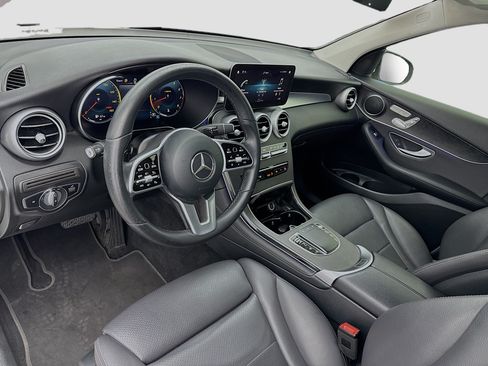 Used 2021 Mercedes-Benz GLC 300 image 7