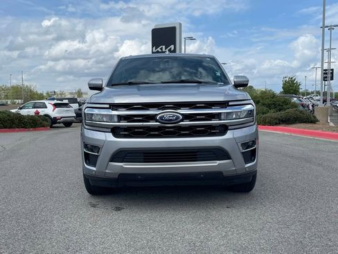 Used 2024 Ford Expedition Max Limited RWD image 2
