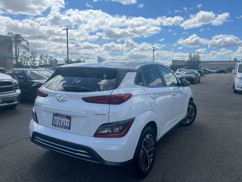 Certified 2023 Hyundai Kona SE image 7