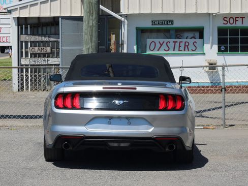 Used 2020 Ford Mustang Premium RWD image 7