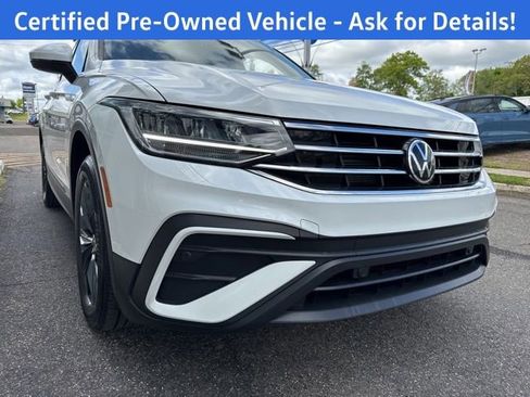 Certified 2023 Volkswagen Tiguan SE w/ Panoramic Sunroof Package AWD/4WD image 27