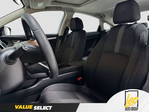 Used 2017 Honda Civic EX image 21