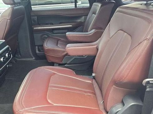 Used 2024 Ford Expedition Max Limited AWD/4WD image 16