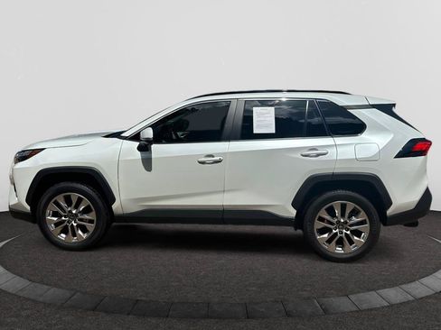 Used 2025 Toyota RAV4 XLE Premium w/ Weather Package FWD image 2