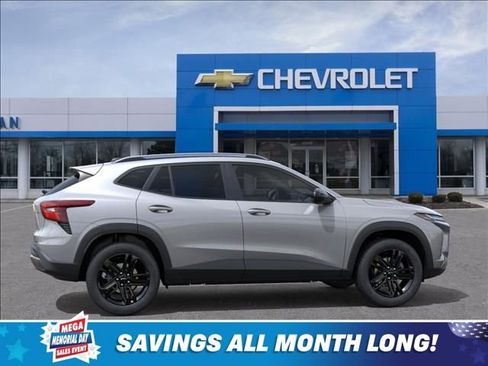 New 2026 Chevrolet Trax ACTIV w/ Sunroof Package FWD image 5
