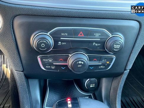 Used 2023 Dodge Charger SXT w/ Blacktop Package image 33