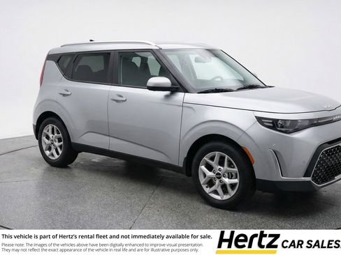 Used 2025 Kia Soul LX w/ LX Technology Package FWD image 1