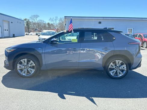 Used 2024 Subaru Solterra Touring image 4