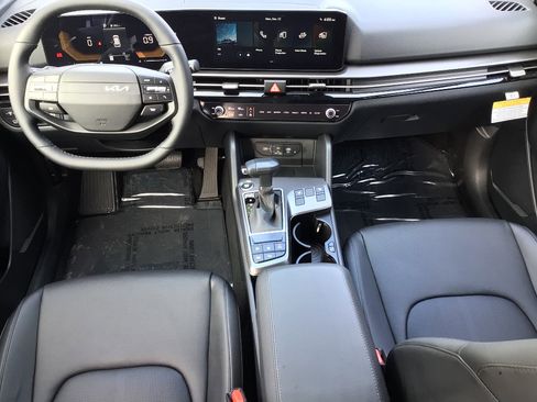 New 2026 Kia Sportage EX image 17