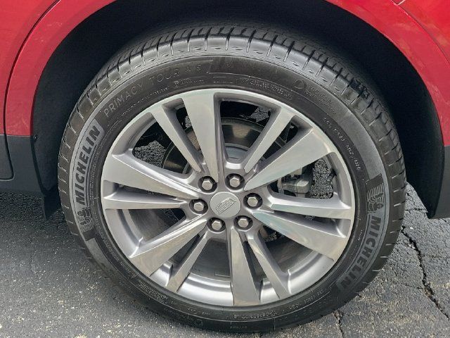 Certified 2024 Cadillac XT5 Premium Luxury w/ Technology Package FWD image 7