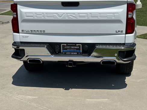 Used 2021 Chevrolet Silverado 1500 LTZ AWD/4WD image 13