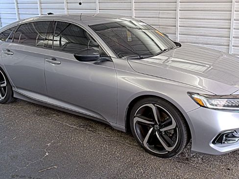 Used 2022 Honda Accord Sport image 3