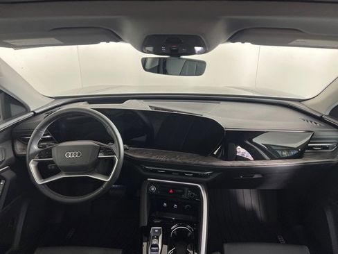 New 2025 Audi Q5 Premium Plus image 17