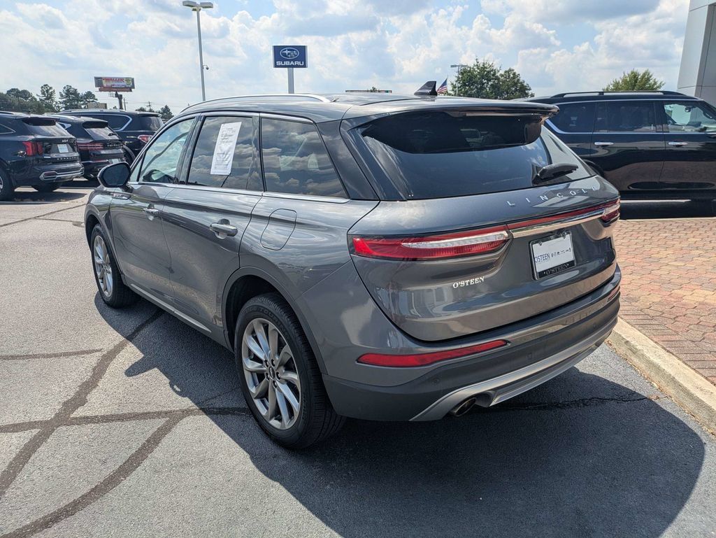 Used 2022 Lincoln Corsair AWD w/ Premium Package image 7