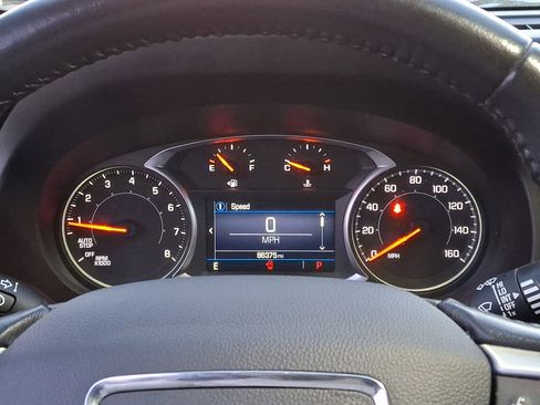 Used 2021 GMC Terrain SLE image 25