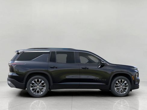New 2026 Chevrolet Traverse LT w/ Sun and Wheel Package AWD/4WD image 5