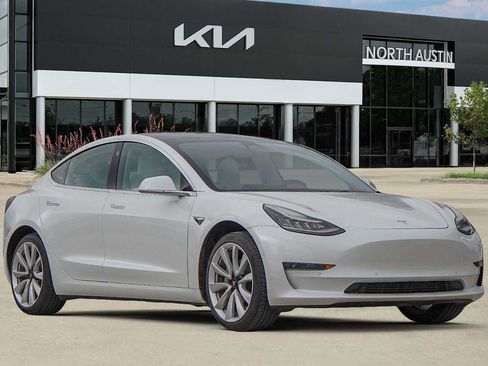 Used 2020 Tesla Model 3 image 8