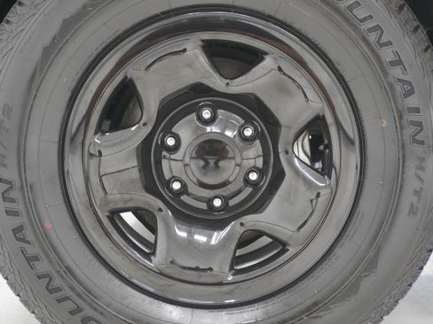 Used 2023 Toyota Tacoma SR image 21