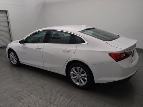Used 2025 Chevrolet Malibu LT FWD image 3