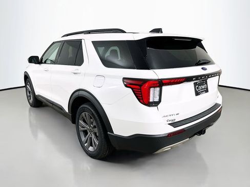 New 2026 Ford Explorer Active w/ Active Comfort Package image 5