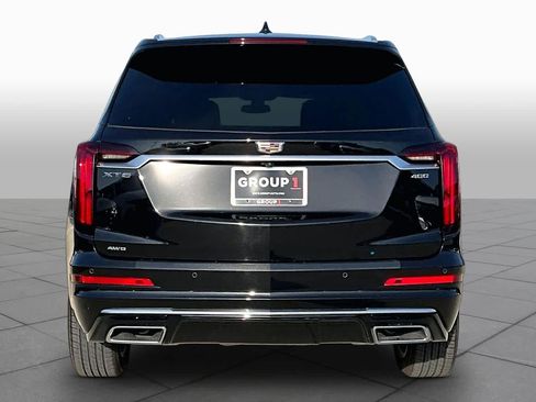 Used 2025 Cadillac XT6 Premium Luxury AWD/4WD image 5