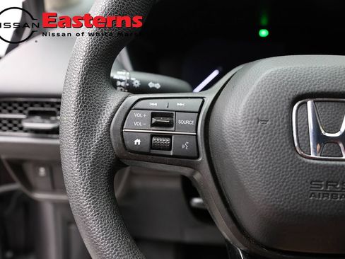 Used 2024 Honda HR-V LX image 14