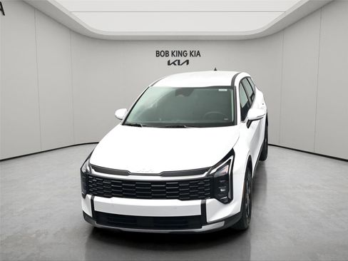 New 2026 Kia Sportage LX w/ LX Convenience Package FWD image 7