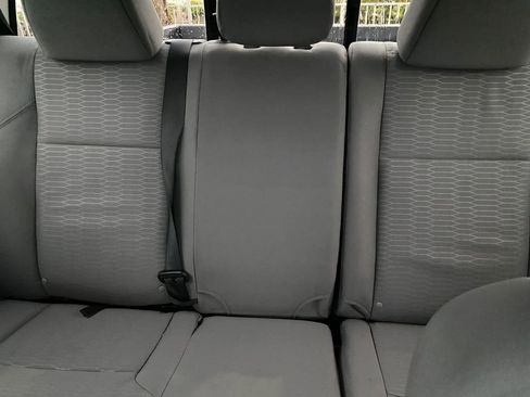 Used 2016 Toyota Tacoma SR5 RWD image 36