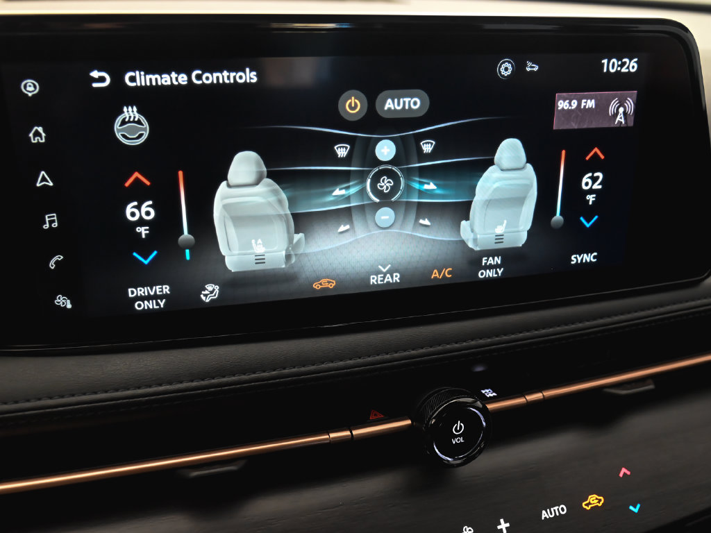 Used 2023 Nissan Ariya AWD image 23