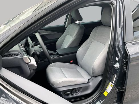 Used 2026 Toyota Camry LE w/ Convenience Package FWD image 8