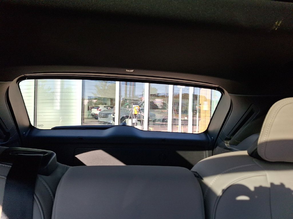 Certified 2026 Volvo XC60 B5 Core AWD/4WD image 13