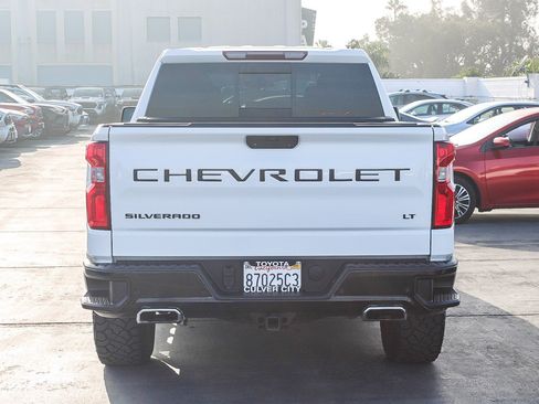 Used 2021 Chevrolet Silverado 1500 LT Trail Boss w/ Convenience Package II image 8