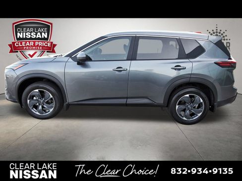 Certified 2026 Nissan Rogue SV w/ SV Premium Package FWD image 4