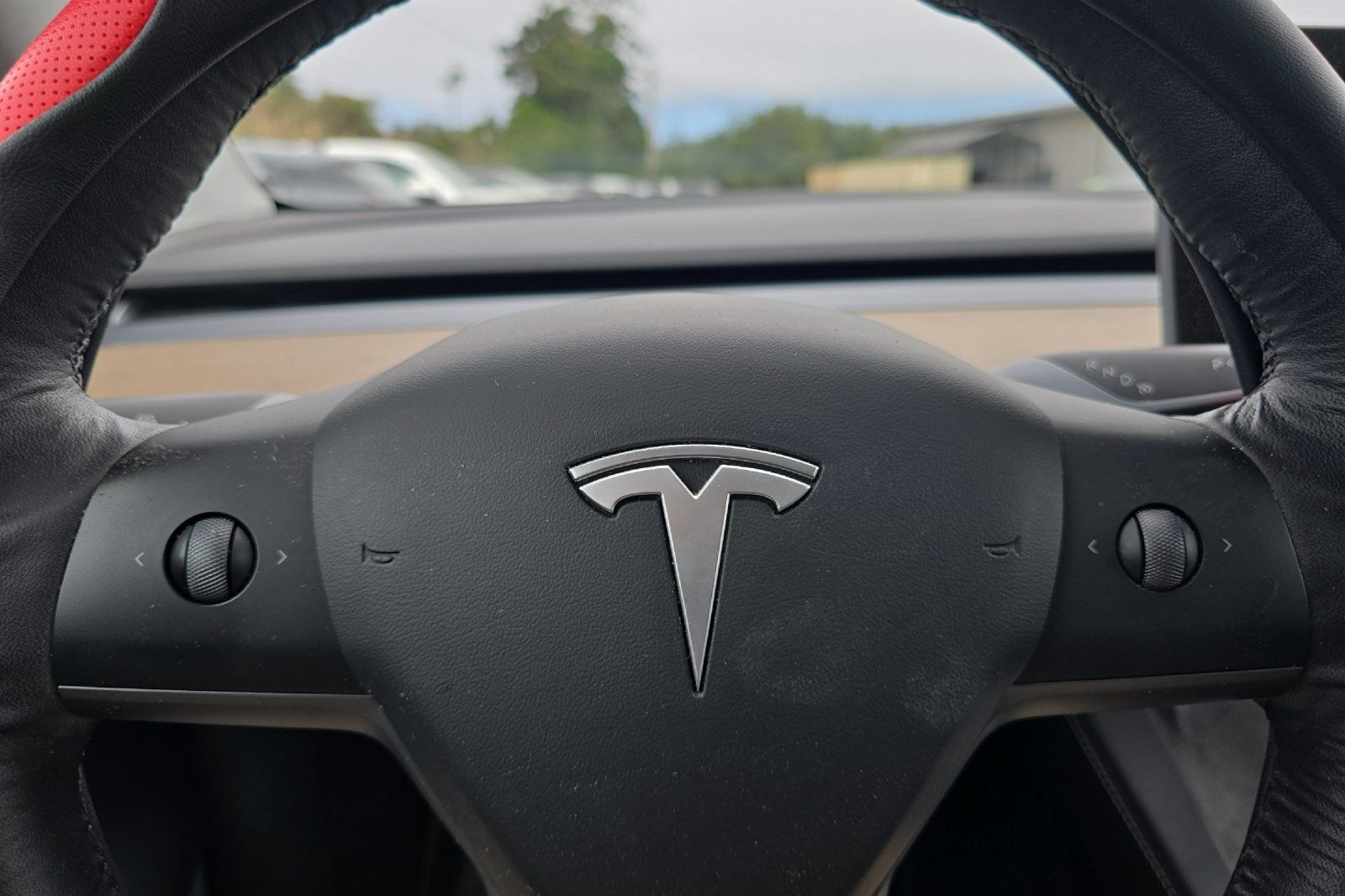 Used 2021 Tesla Model Y Long Range AWD/4WD image 20