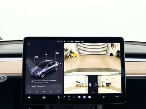 Used 2023 Tesla Model Y 2WD image 9