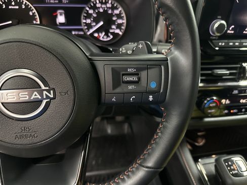 Used 2024 Nissan Pathfinder Rock Creek AWD/4WD image 18
