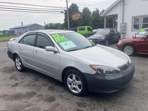 Used 2003 Toyota Camry SE FWD image 5