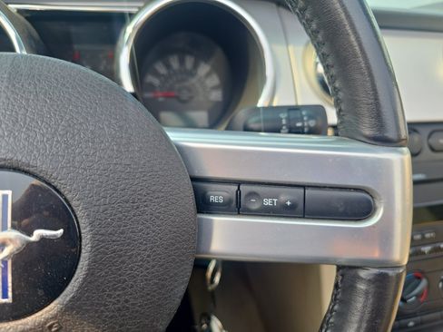 Used 2005 Ford Mustang GT Premium RWD image 20