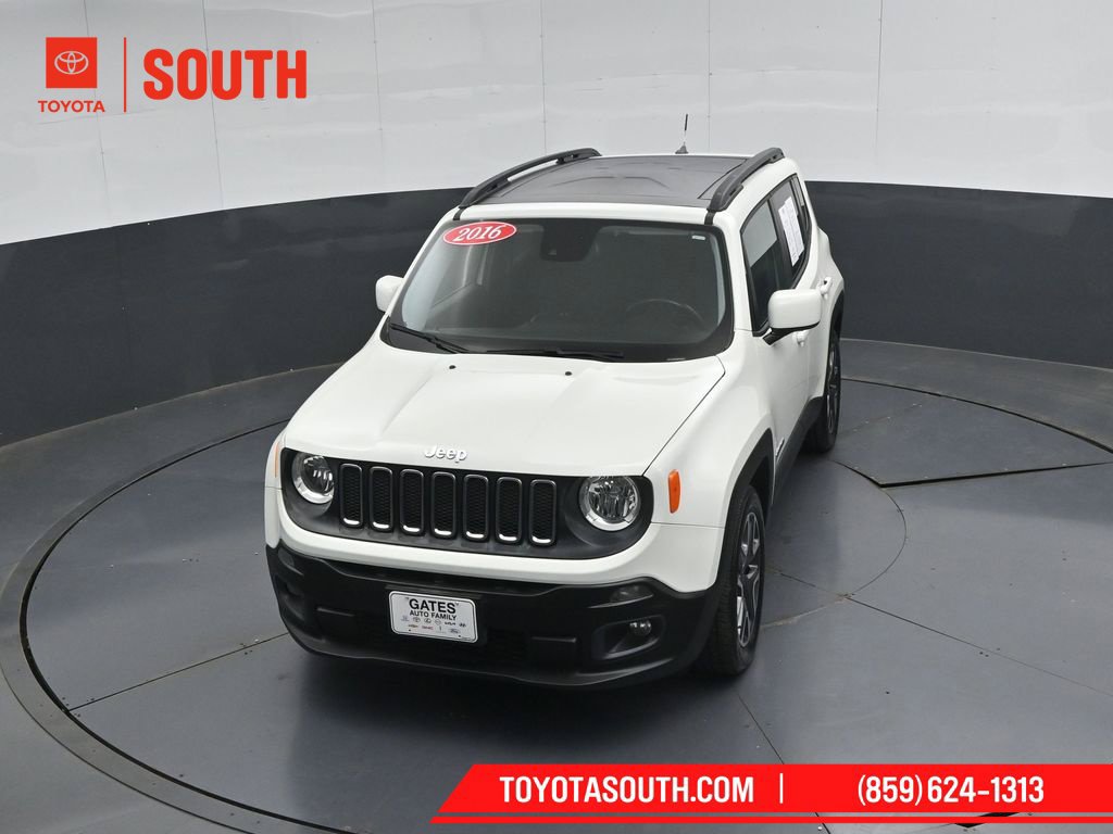 Used 2016 Jeep Renegade Latitude w/ Safety & Security Group FWD image 46