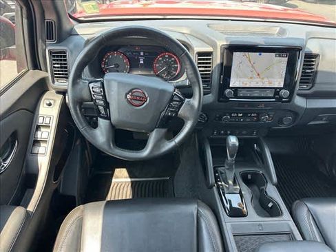Used 2022 Nissan Frontier PRO-4X w/ Pro-4X Premium Package AWD/4WD image 11