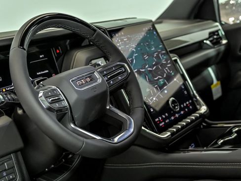 New 2026 GMC Yukon Elevation w/ Elevation Premium Package AWD/4WD image 13