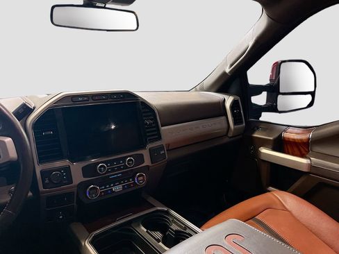 Used 2022 Ford F250 King Ranch w/ King Ranch Ultimate Package AWD/4WD image 25