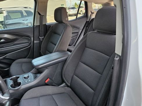 Used 2022 GMC Terrain SLE w/ Driver Convenience Package AWD/4WD image 8
