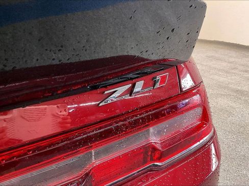 Used 2015 Chevrolet Camaro ZL1 RWD image 25