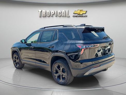New 2026 Chevrolet Equinox LT w/ Midnight Edition FWD image 2